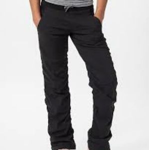 *Sold* Ivivva Live to Move Dance Pants
